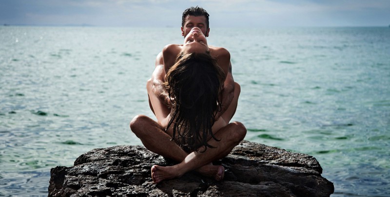 Comment faire l'amour dans l'eau ? Le guide pour s'initier à l'aqua-sexualité